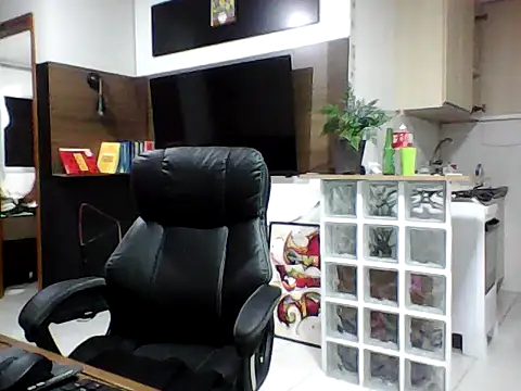 FabioZoe1 online show from April 24, 1:08 am