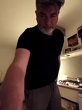 eruzam59000 online show from April 13, 7:03 pm