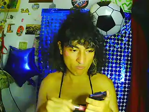 RAMONA TIJERAX online show from June 23, 10:02 pm