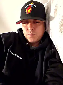 DoggiiDick online show from March 6, 3:36 am