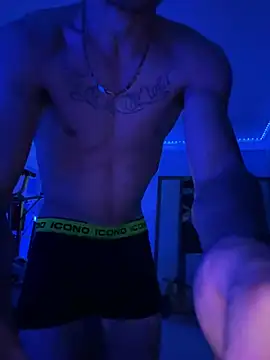 Hugo1993 online show from July 15, 4:13 pm