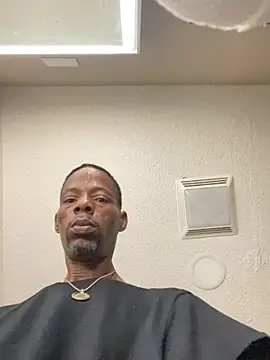 THAREALMIKEPIPE online show from May 15, 2:47 pm