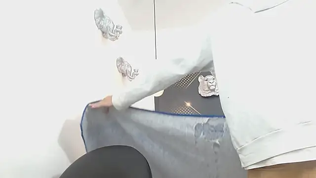 KingOfTemptation online show from April 12, 3:42 am