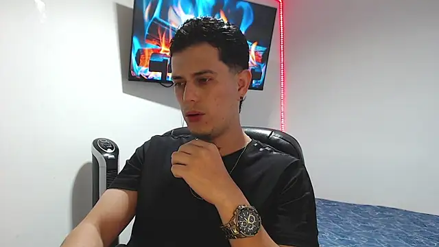 JUAN CAMILOXXX online show from April 24, 4:59 am