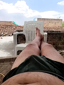 Desii rockstarr online show from March 27, 9:54 am