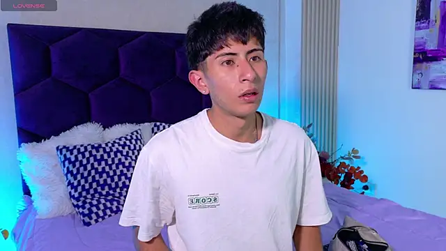 AndyJustgame  online show from July 4, 5:32 am