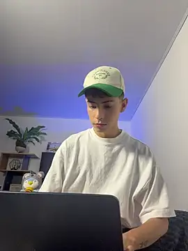 SebastianReed  online show from June 30, 3:07 am