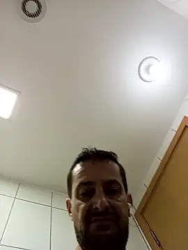 MAGRINHOCHUPAPPKA online show from April 26, 4:04 pm