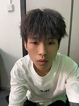 zzzzppp3 online show from May 31, 11:00 am