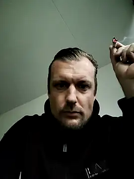 DutchDimitri94 online show from May 5, 6:19 pm