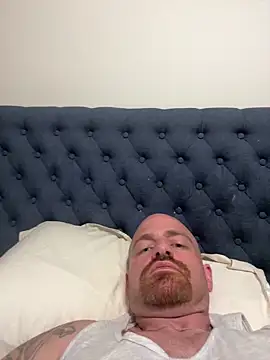 whitelioncody online show from May 18, 6:19 am