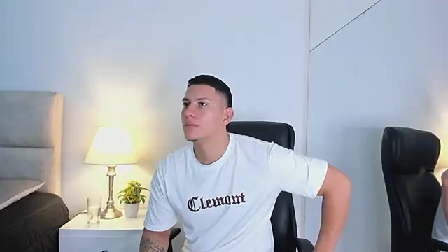 Chriss Diamond online show from June 6, 8:37 pm