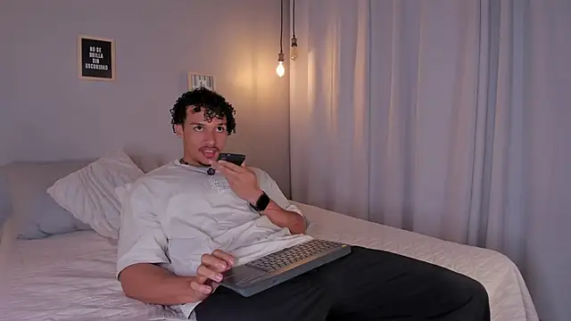 dominik drake online show from April 21, 12:22 pm