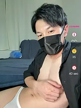 -YumaUemura- online show from May 9, 2:07 pm