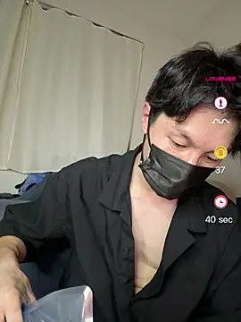 -YumaUemura- online show from May 16, 1:42 pm