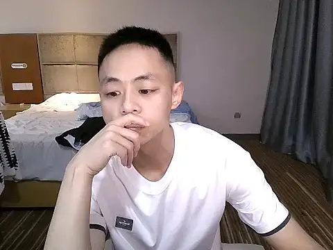 davidboys online show from April 28, 4:17 am