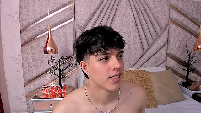 DamiaanXx online show from July 1, 5:36 pm