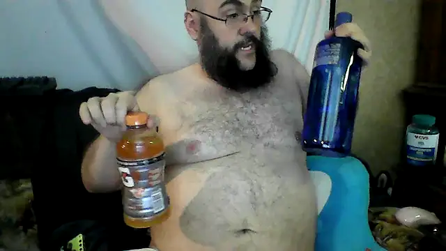 BriTheTopBear online show from May 16, 1:47 am
