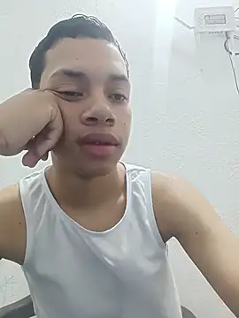 curious straight guy online show from July 8, 1:48 pm