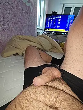 stefanotoma91 online show from May 9, 3:13 pm