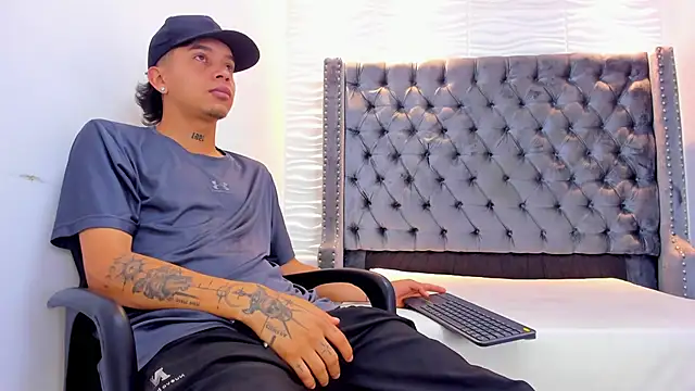 Joseph vans2 online show from April 21, 3:45 am