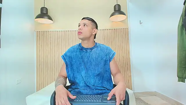 Brandon Mercuri online show from June 5, 12:44 pm