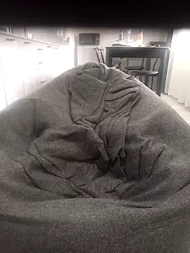 Leonn84 online show from April 25, 7:33 am