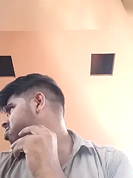 Rohit657600 online show from June 15, 10:51 am
