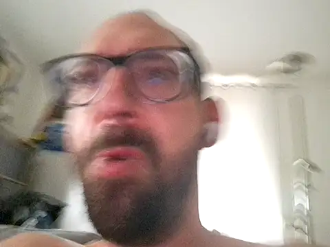 Geilerbockhorny89 online show from June 4, 5:46 am
