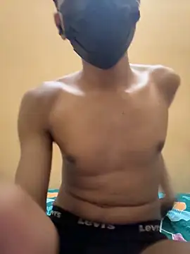 Horny guyy04 online show from May 2, 7:38 pm