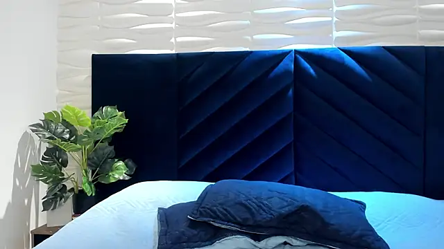 angel silva  online show from May 5, 12:18 pm