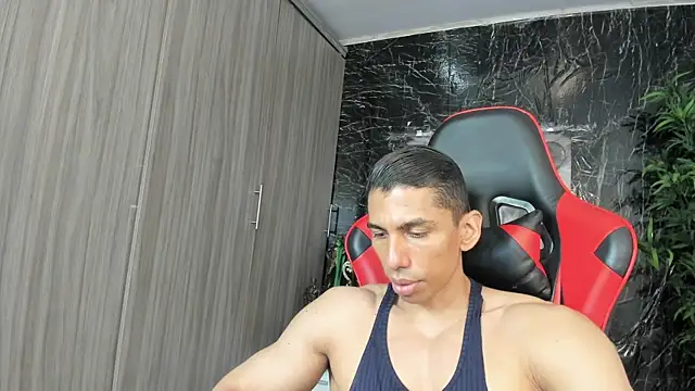 Erik castle online show from August 5, 4:34 pm