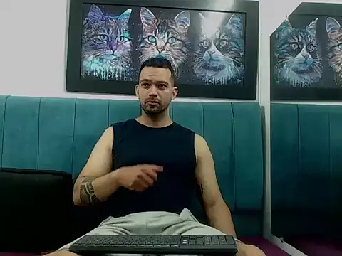 javi cock20 online show from May 5, 11:45 am