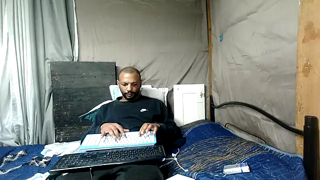 Camodick online show from July 10, 3:37 pm