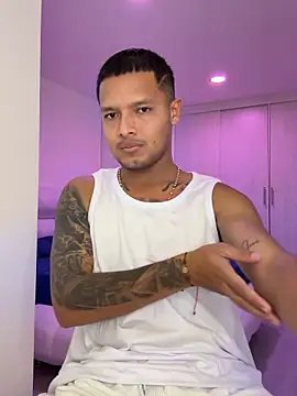 ElianVega online show from May 12, 12:41 am