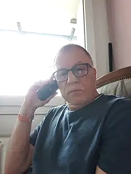 NextAct92 online show from June 17, 3:52 am