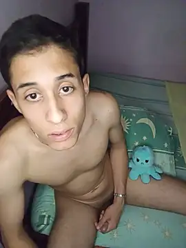 Nolan Sinner online show from May 15, 2:53 am