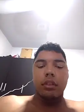 romeroeguis online show from May 17, 3:41 pm