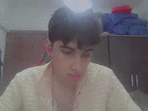 Femboi Aditi online show from May 12, 11:40 am