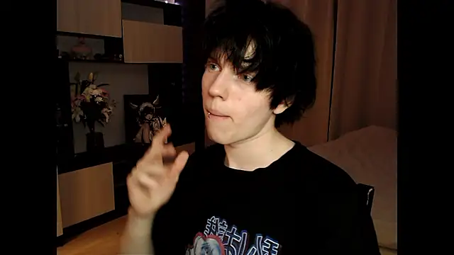 angelfear online show from June 8, 8:10 pm