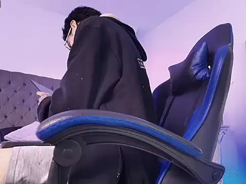 Toji Zenni online show from May 24, 3:23 am
