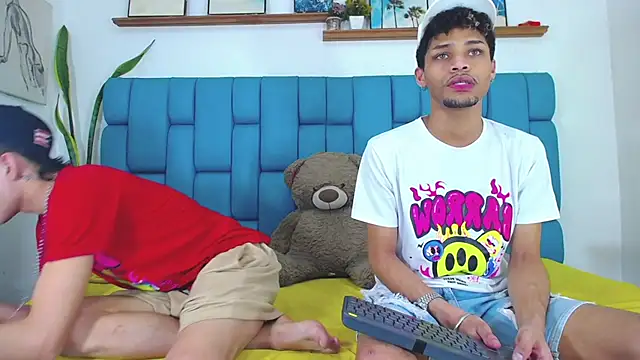 STRANGER BOYS online show from July 9, 11:08 pm
