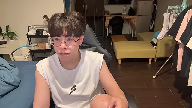 Eide 1106 online show from July 20, 5:04 pm