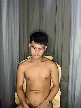 Asianboy 2000 online show from July 15, 9:49 am