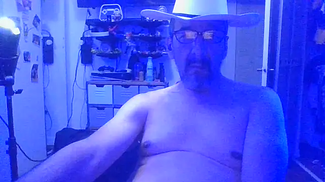 Secrethusband69 online show from June 18, 3:30 am