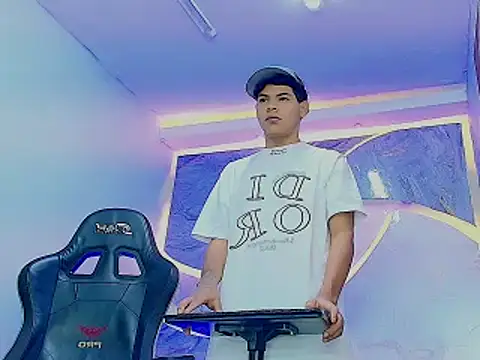 Alexi hot23 online show from July 12, 8:44 pm