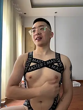 iamtobias online show from June 20, 6:07 am