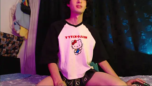 Naomi uwu online show from June 14, 7:21 am