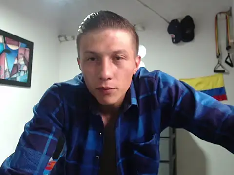 Stiiveen777 online show from July 11, 5:37 pm