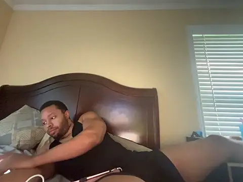Charmingswoleking online show from July 15, 11:44 pm